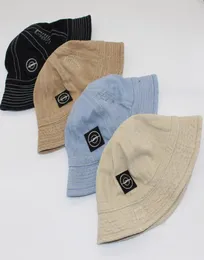 Projektant Casual Bucket Hats Modna skąpe czapki rondo dla mężczyzn 4 kolory 8892566