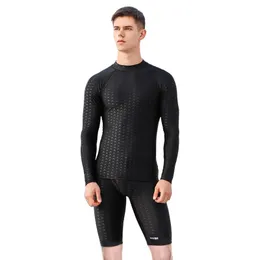 男性向けのシャークスキン風の水着：ロングスリーブトップショートパンツ、5インチの水泳トランク、男性のスイマーとダイバーのためのプロのグレードの日焼け止め保護