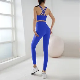 Yoga outfit Autumn and Winter New Naken Sports Set for Women Europe America Cross Border Fashion Two Piece With Chest Pads Fitness Drop Otvfh