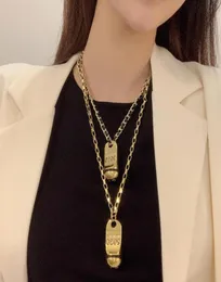 21SS Luxury B Letter Pendant Men039s and Women039S Necklace Long Sweater Stain Hip Hop Street Gift1730250