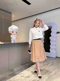 Two Piece Dress Designer Brand prads Summer New Women's Triangle Emblem Iron Label Shirt Top Fashionable and Versatile Belt Half Skirt 0DUV