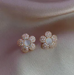 Stud Lovelink design rostfritt stål guldfärg mode örhänge inlagd zirkon opal blomma söta söta kvinnliga örhängen smycken6963290