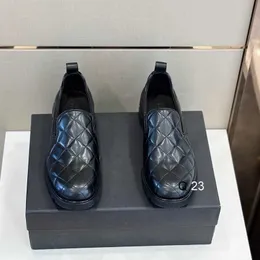Tasarımcı Botte Venetas Erkekler Sıradan Ayakkabılar Eğer Four Seasons Yakışıklı Erkekler Düşük Tahta Ayakkabıları Sıradan Çok Yönlü Ayakkabılar Spor Spor Ayakkabıları 7222 WN-KLOP