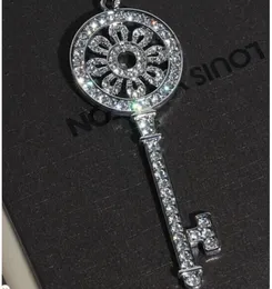 Pop High Fashion Sparkling Lady's 925 Solid Silver CZ Key Pendant Chain Halsband för kvinnor8668446