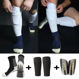 Ein Set Fußball-Schienbeinschoner mit Tasche, praktische Beinmanschetten, Unterstützung für Erwachsene, rutschfeste Socken, Kompression, Wadenschutz, Fußballausrüstung 231225