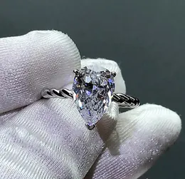 Symulacja kropli diamentowej z kroplami w mocy 18k moissanit 18k Pierścień diamentowy 5 Karat Platinum Pearkapeed Diamond Pierścień dla kobiet1237683