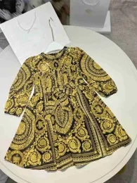 فستان جديد لباس فستان متماثل الطباعة فساتين الطفل الحجم 110-160 مصمم تافهة تشيفون النسيج الصغار