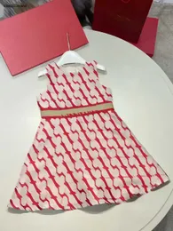 Neues Mädchenkleid, Designer-Babykleider, Größe 110–160, Volldruck mit Buchstabenstreifen, Kinderrock, Jacquard-Stoff, Kleinkindkleid, 20. Dezember