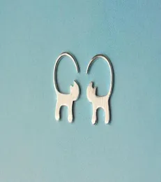 Long Tail Cat Stud örhängen för kvinnor Fashion Animal Jewelry 925 Sterling Silver Nice Gift Simple Cartoon Cats Studs1298531