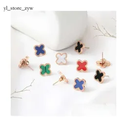 Designer Clover Earring Stud Earrings Titanium Clover Bracelet Steel Lucky Love Expend Clover Glory Riches Fashion Design Women Party Earring Luxury