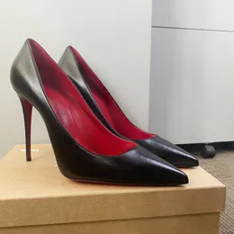 Klassiska svarta höga klackar skor kvinna pumpar röda glänsande botten 8 cm 10 cm 12 cm taconer pekade tå stilettos talon femme sexiga bröllopskor med dammväska storlek 34-44