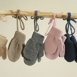 100 Baby Cashmere Knitted Mittens for Children 2-6 Years Boy Girl Cashmere Gloves Kids String Mitts Winter Outdoor Christmas 231225