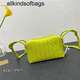 Mini bucles BottegVenets bolso cruzado tejido de cuero genuino bolso de cuero genuino para cámara bolsos tejidos diseñador cámara hombro de becerro