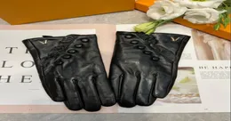 Guantes de diseñador para mujer CON CAJA amarilla Moda Cuero de piel de oveja NEGRO Lana interior guante Damas pantalla táctil invierno grueso war5447161