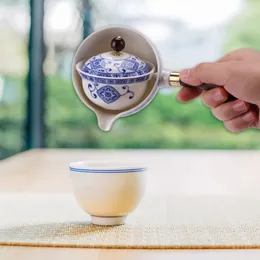 Portátil 360 rotação chinês gong fu conjunto de chá bule cerâmica fabricante infusor semiautomático teaware para escritório em casa teaware 231225