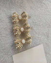 Fashion Metal Hair Clips C Classic Rhinestone Pearls Letters Design Hairpins Accessories With Paper Card6337457