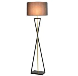 Lâmpadas Nordic Modern Floor Lamp Criativo Ferro para Sala de estar Quarto Estudo Decoração Luz Home Night Table Standing