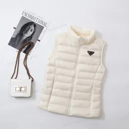 高級ブランドの女性ダウンジャケットデザイナー新しいベストコート暖かいベストコートブランドベストカジュアル女性ファッションコート