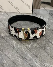 Leopard Affordable Belts Hipster Designer Men039s and Women039s Leather Belts Smooth Buckle Dress Up Gifts Luxury Belts6533304