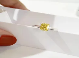 Fashion2020 مصمم فاخر Luxury Yellow Diamond خاتم أحجار واحدة خاتم خاتم الزواج أزياء مع هدية 6896968