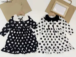 Yeni Kız Elbise Renk Çarpışma Dalga Noktası Tasarım Bebek Elbiseler Boyut 100-150 Tasarımcı Çocuk Etek Beyaz Yakası Toddler Frock Dec20