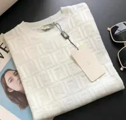 T-shirt Yeni Tasarımcı Tees Kadın Tshirt F Mektup Grafik Gelişmiş Versiyon Fransa Modaya Giyim Uzun Kollu Şortlu Kara 2 3 Renk
