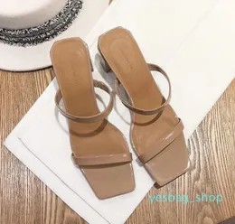 Estrela chinelos de verão saltos médios festa mules sapatos senhoras 2019 novas sandálias de designer das mulheres sapatos de moda feminino conciso plutônio senhoras chinelos