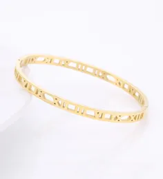 مجوهرات أزياء أوروبا أزياء 316L Tititanium Classic Barcelts for Lover Wristband Wedding Bangle Day B4174078