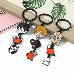 Metalhängen Japan Anime Characters Charm Key Chain Chainsaw Man Luffy Nami Keychains for Anime Funs Gift