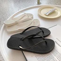 FLOPS 2022 SUMMER NOVO PLIPO DE PLIPOS DE PLAPOS Simples para mulheres para mulheres e mulheres NONSLIP MATHA BEIL SHONE