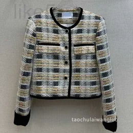 Women's Jackets Designer Brand Cw62099 Gold Silk Sequin Checkered Small Fragrant Short Coat Celebrity Girl Knitted Thick Woolen Cardigan Autumn 2EPS