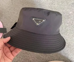 2021男性のためのファッションバケットハットキャップ女性野球帽Beanie Casquettes Fisherman Buckets Hats Patchwork高品質の夏のSun6975301
