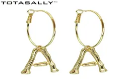 Hoop Huggie Totasally Fashion Golden Eloy AZ 26 Bamboo Initail Earrings Alphabet Ear Pendientes Iniciales Letter2402393