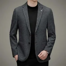 Hochwertige graue Mode Neue Blazer Formal Business Casual Elegant Anzug Herren Streifen Baumwolljacke Dicker Mantel