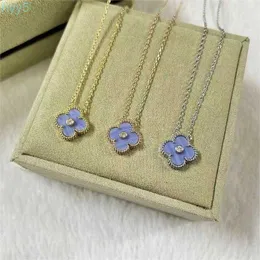Подвесные ожерелья любить дизайнер Clover Designer для женщин светло -фиолетовый каменный бриллиант -гот -сестра сестра кит мойссанит цепь корок