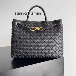 Designer Woman Handbag Andiamo Woven Bag Light Luxury Fashionable Women's Bag Mesh New Small Fragrant Style Large Capacity Tote Bag Handbag OWR7
