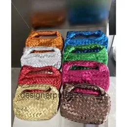 디자이너 가방 Jodie Bag Woven Women Mini Mini Underarm 핸드 헬드 만두 저녁 식사 구름 작은 경적 병 가방 i7vel