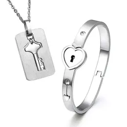 2 pçs conjunto novo aço inoxidável prata amor coração bloqueio pulseira pulseira correspondência chave tag pingente colar casal set234v