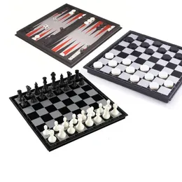 Magnetic Chess Backgammon Checker Set Road Foldable Brettspiel 3-in-1 Internationales Schachklappschach Tragbares Brettspiel 231227