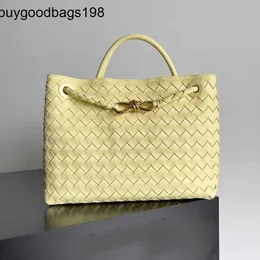 Andiamos Bags Bottegaaveneta 핸드백 23 여름 뉴 안디애모 양 스킨 직조 맹장 금속 매듭 싱글 어깨 크로스 바디 핸드백 여성용 가방 중간