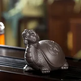 Чайные украшения Бутик керамики Персонализированный чайный сервиз Lucky Golden Dragon Turtle Чайная церемония Zero Matching Tea Pet Мини-чайный сервиз 231226