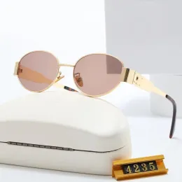2024 Designer -Sonnenbrille für Frauen Herren Luxus Modetriomphe Gläser UV Luxusschutz Mode Sonnenbrand Casual Retro Brille Metal Vollrahmen mit