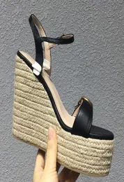 2021 Summer Women Platform Luxury Designer Sandals Wrap Wrap Shoe Womens Heels Shoes Soft Leather Buckle Slope Solope 2738380