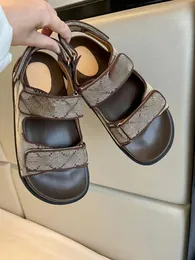 24SS Женский дизайнер с сандаловыми сандалами с кружевными туфель