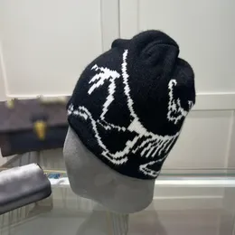 Beanie designer beanie designer de luxo gorro masculino boné de malha macio e confortável não le orelha tendência colocação