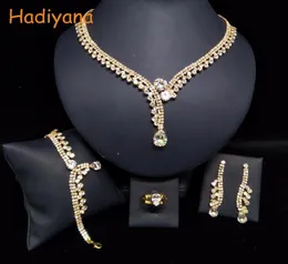 HADIYANA Classicl Sparkling Crystal Jewelry Settings Whole Wedding Bridal Jewelry Accessory Bride Set Gold BN57467795368