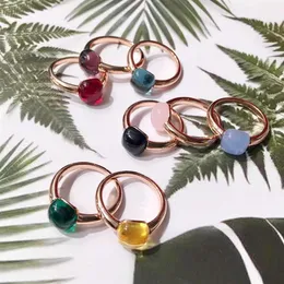 Färgglad godis fasetterad fyrkantig kristall nudo ring liten design mikro zirkonstenar för kvinnor fest smycken y0723269c