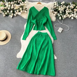 Autumn Fashion Pleated Dress Set Women One Shoulder Knitted TopHigh Waist Slim A-line Half Skirt Two Piece Set Women 231228