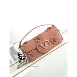 Bag Designer VLTN 2023 Bags Summer 3d Flowers Lady Baguette Purse Handbags One Shoulder Portable Chain Wind Loco Handbag Cowhide1EX0