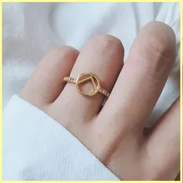Modedesigner Diamond Ring Luxus F Schmuck mit Kasten Engagements for Women Love Ring Marke Gold Ringe Halsketten 2100602R296f